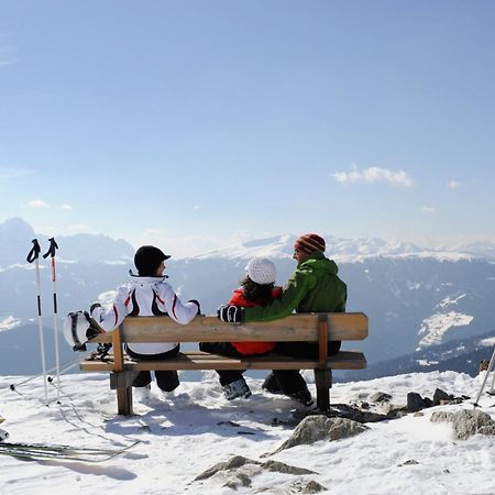 Hotel Garni Hochgruber Brunico Bagian luar foto